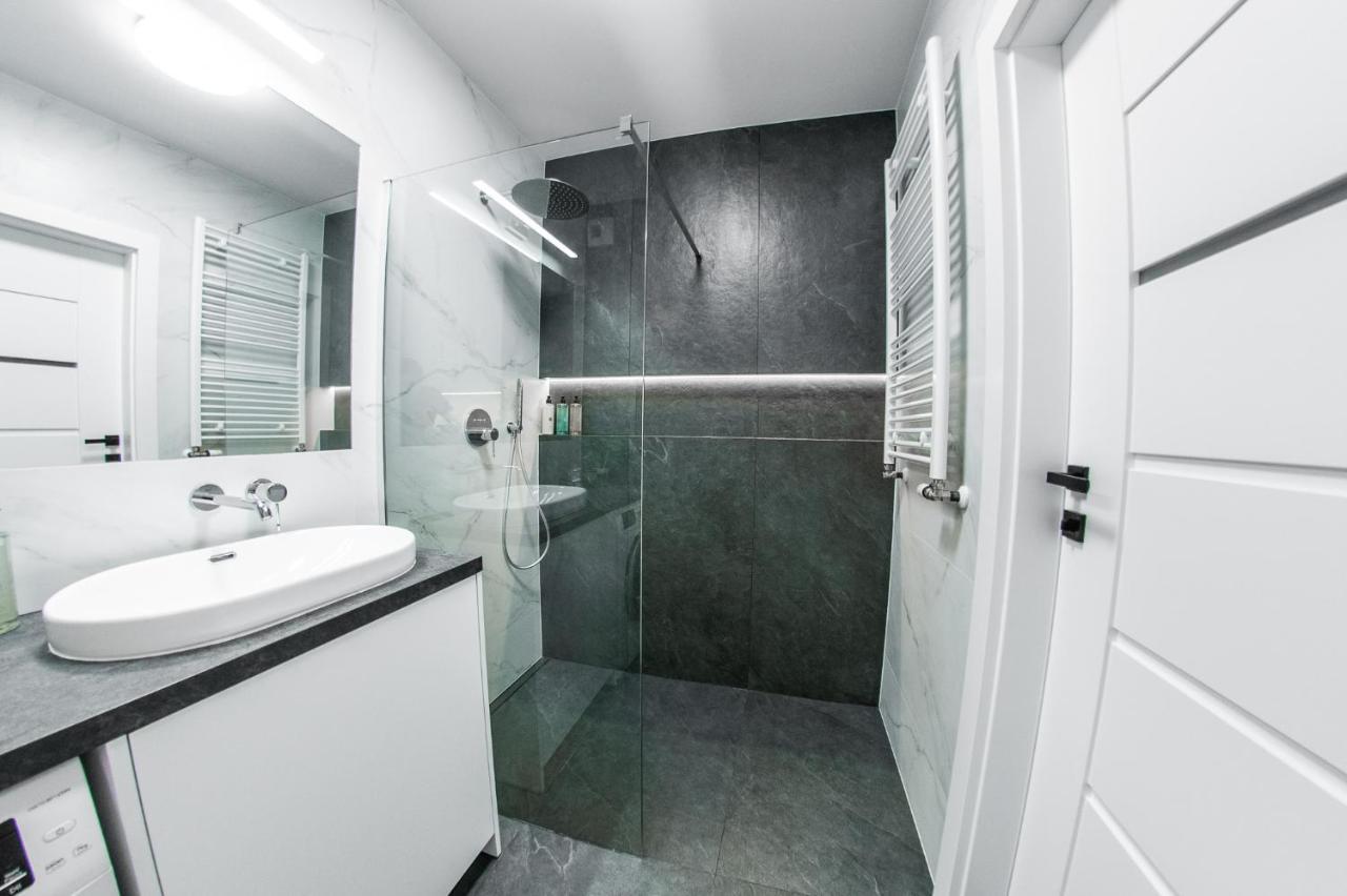 Mkm Apartments Люблін Екстер'єр фото